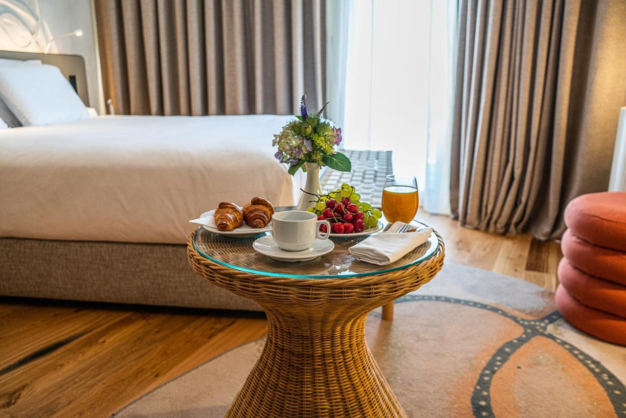 Maison Sofia - Mgallery Bagian luar foto A room at the hotel