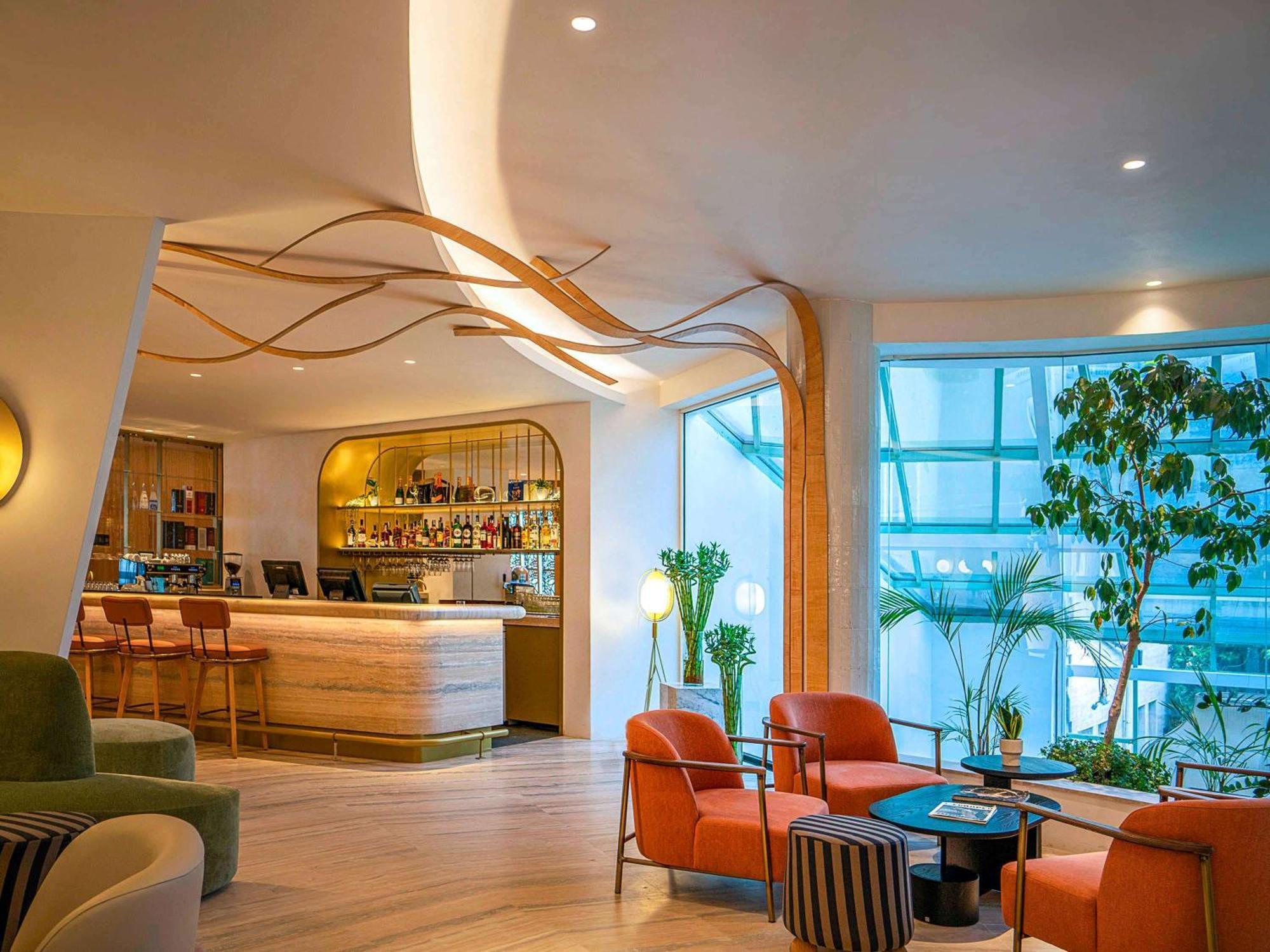 Maison Sofia - Mgallery Bagian luar foto The lobby of the hotel