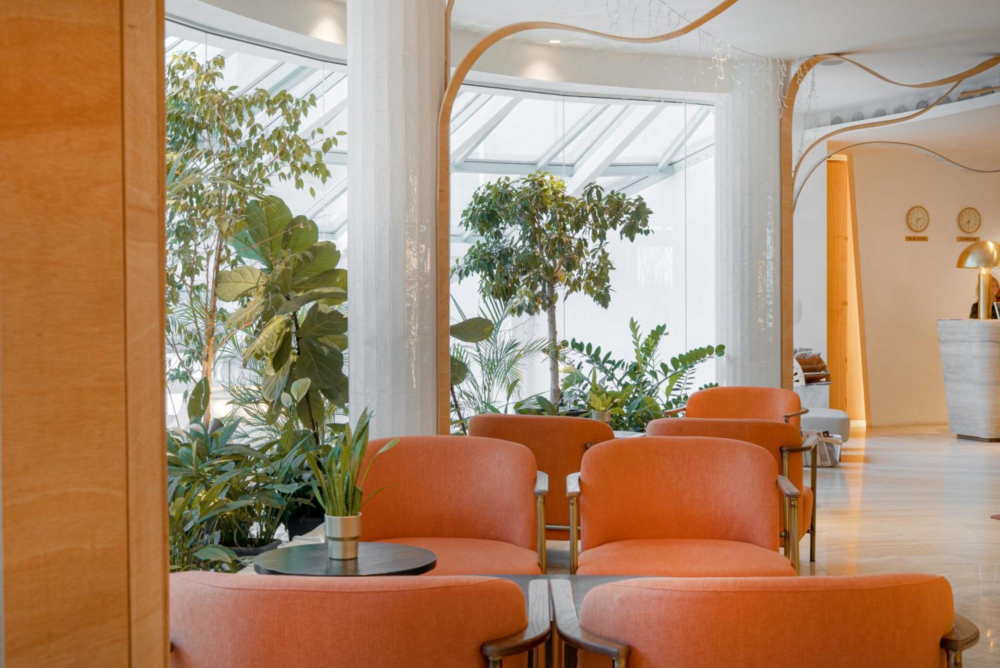Maison Sofia - Mgallery Bagian luar foto The interior of the hotel