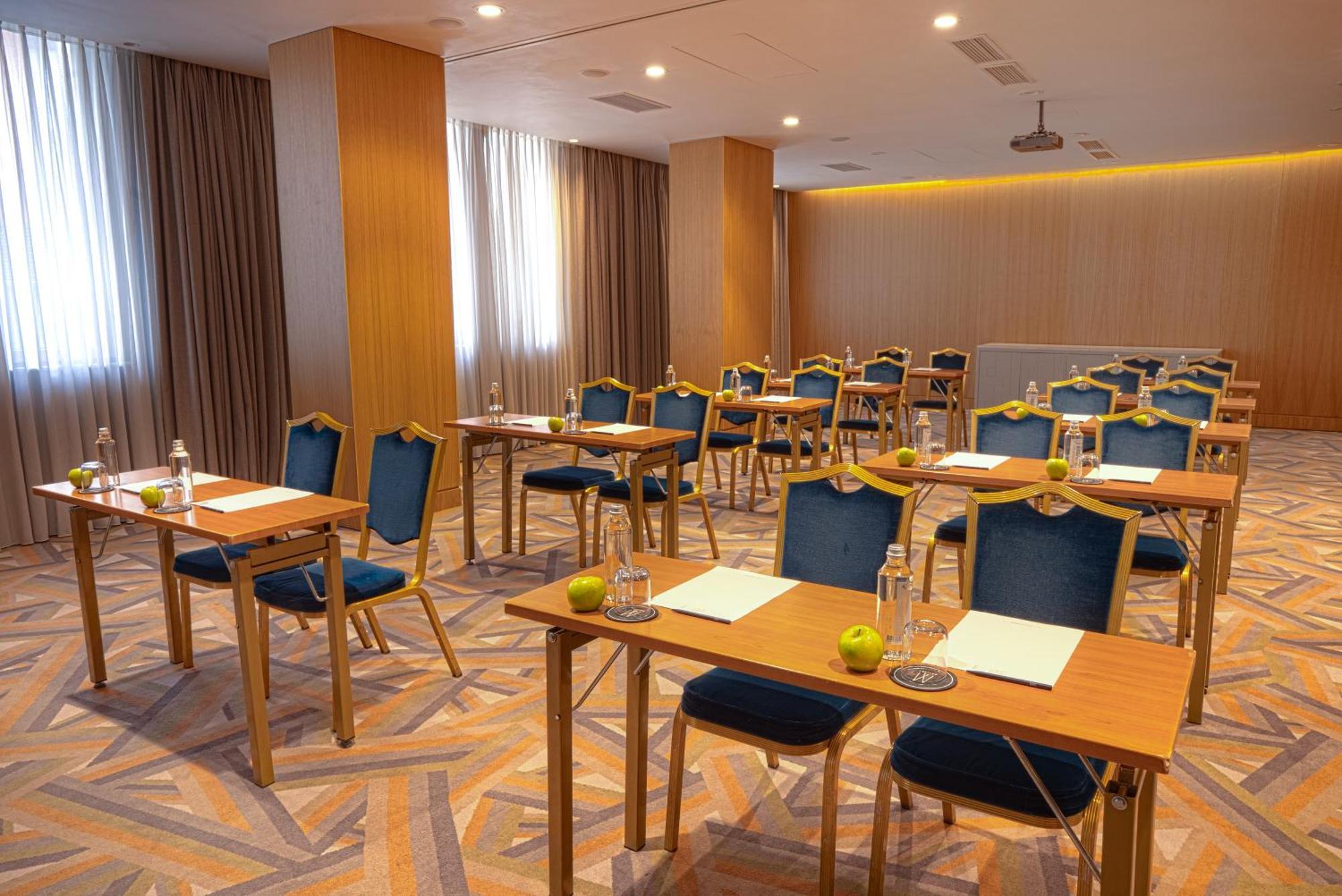 Maison Sofia - Mgallery Bagian luar foto Meeting room